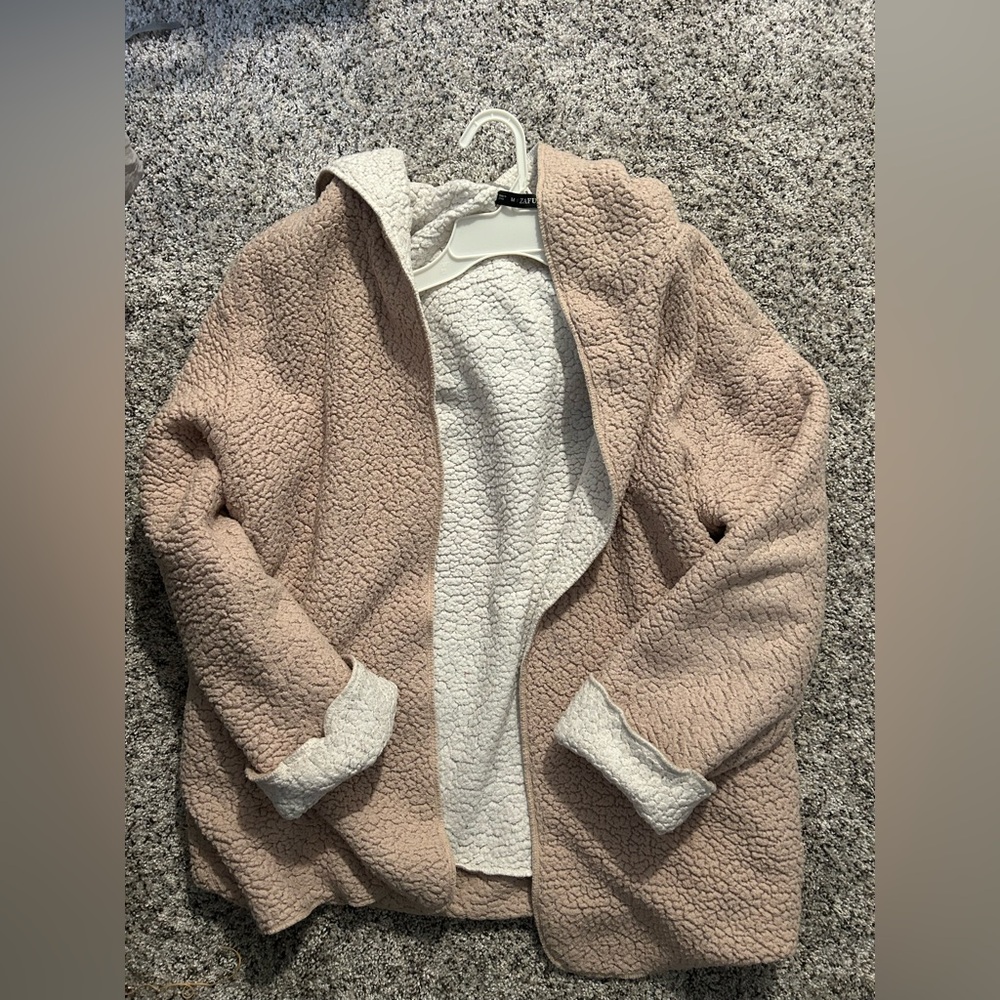 Cozy Zaful Tan and Cream Sherpa Jacket/Teddy Coat Reversible!